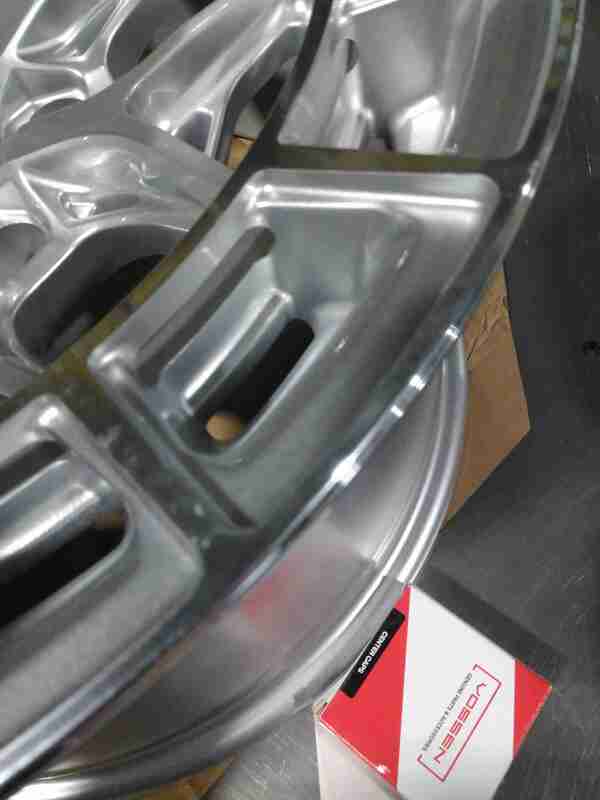 *OPEN BOX / SCRATCH & DENT* Vossen HFX-1 18x9 / 6x139.7 / ET0 / Super Deep / 106.1 CB - Silver Polished Wheel
