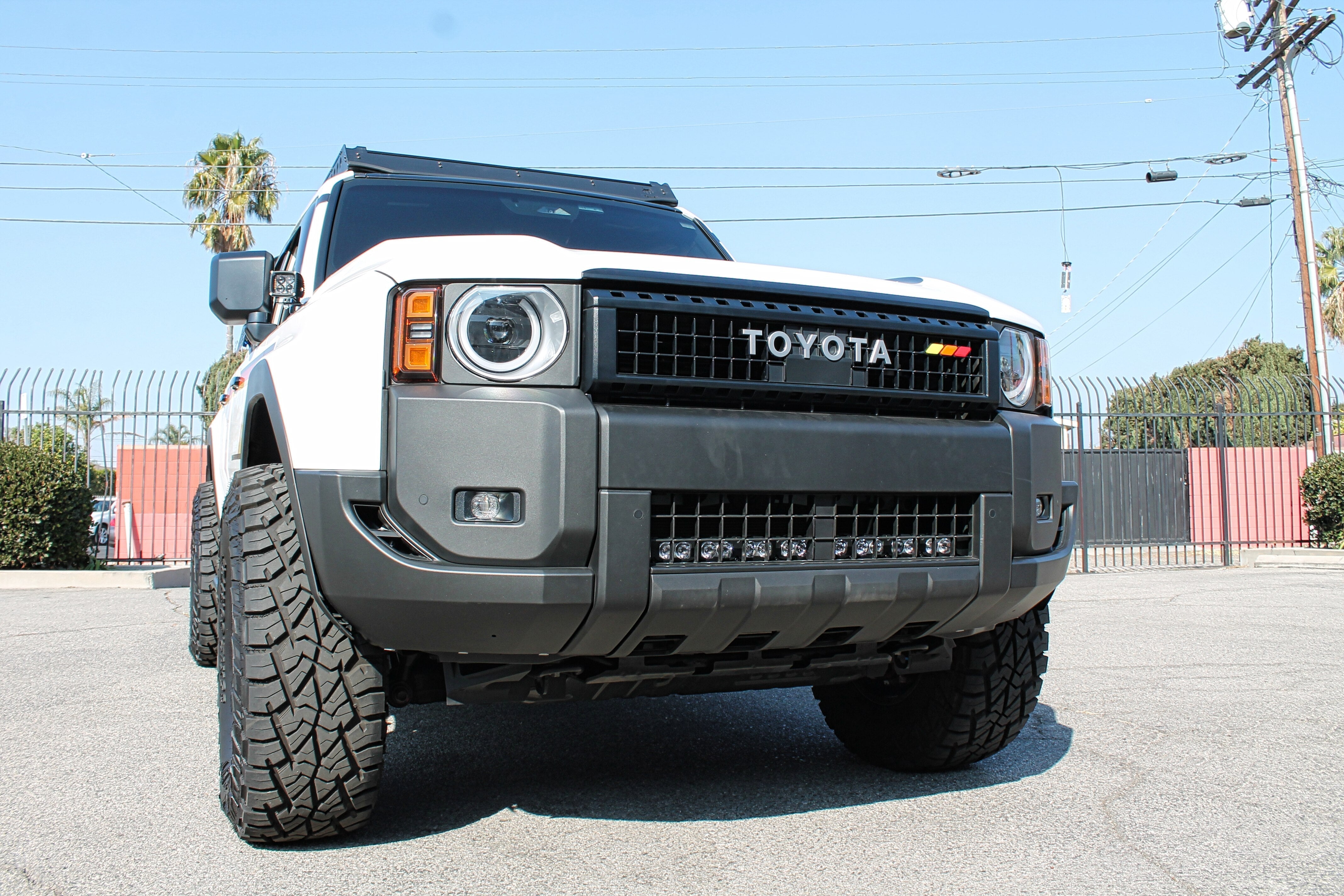 2024+ Toyota Land Cruiser Single 30in Light Bar PRO