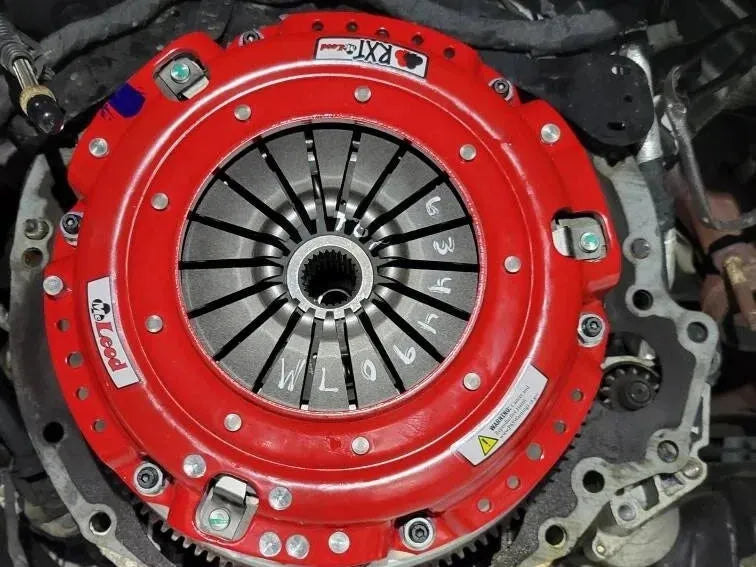 McLeod RXT Twin Disc Clutch Kit 2012-23 Challenger & Hellcat 1-1/8 x 26 Spline 0 BAL w/130T 8 Bolt AL Flywheel