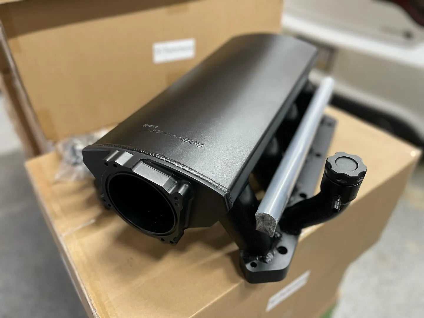 DISCONTINUED HOLLEY SNIPER EFI SHEET METAL Low Rise Intake Manifold 2009-23 Hemi Engines MOPAR Throttlebody