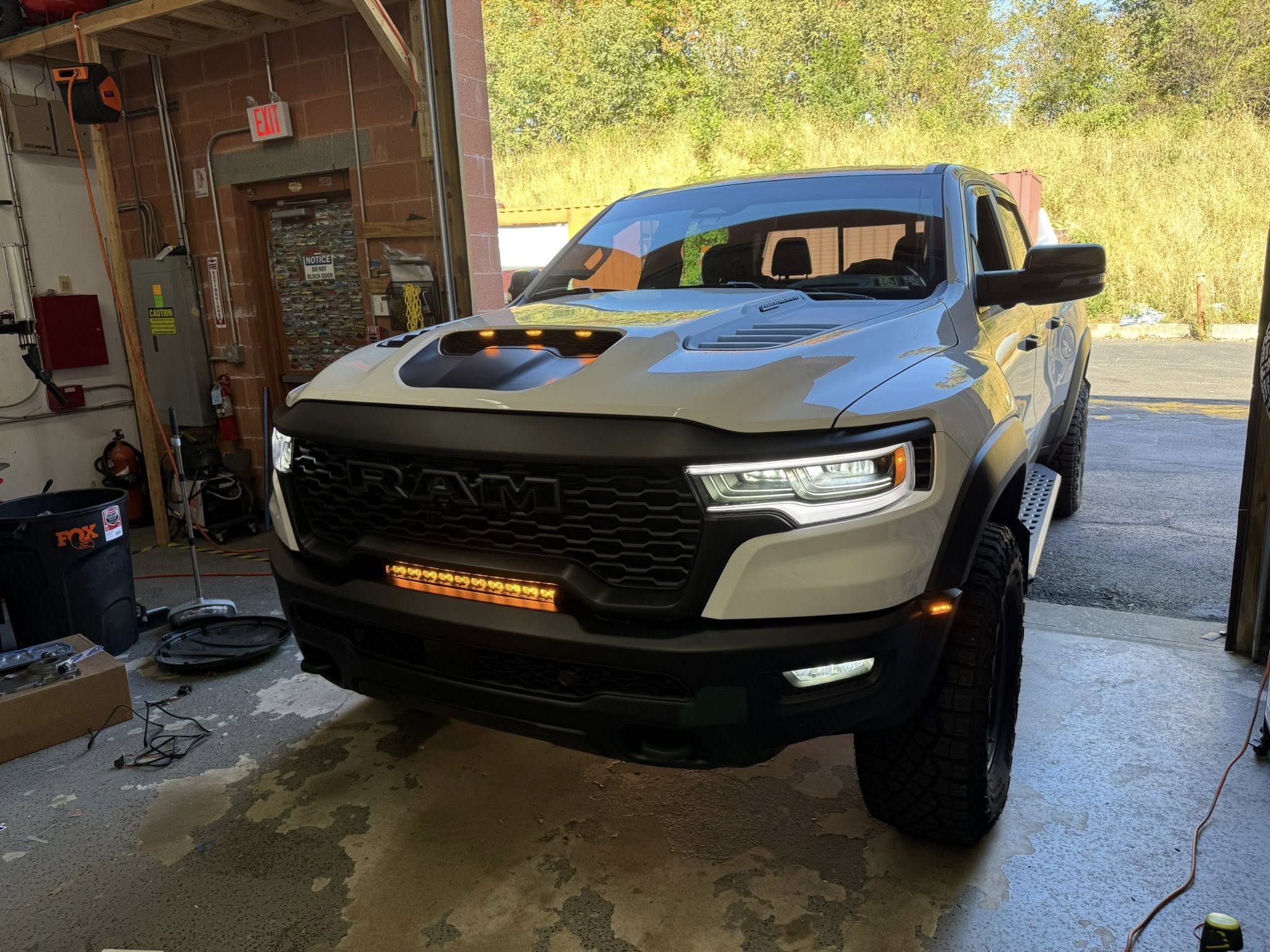 Rough Country 20 Inch Black Series LED Light Bar W/ Amber DRL