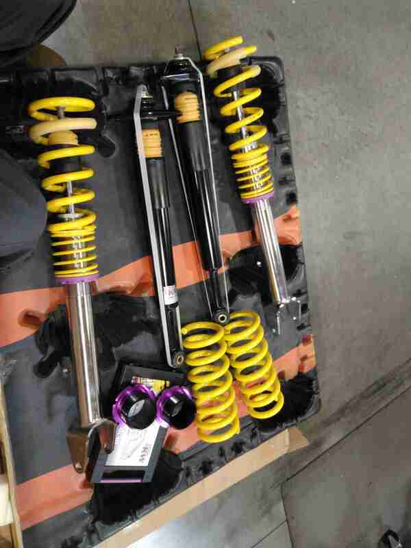 OPEN BOX DSS KW Coilover Kit V2 2011+ Dodge Challenger