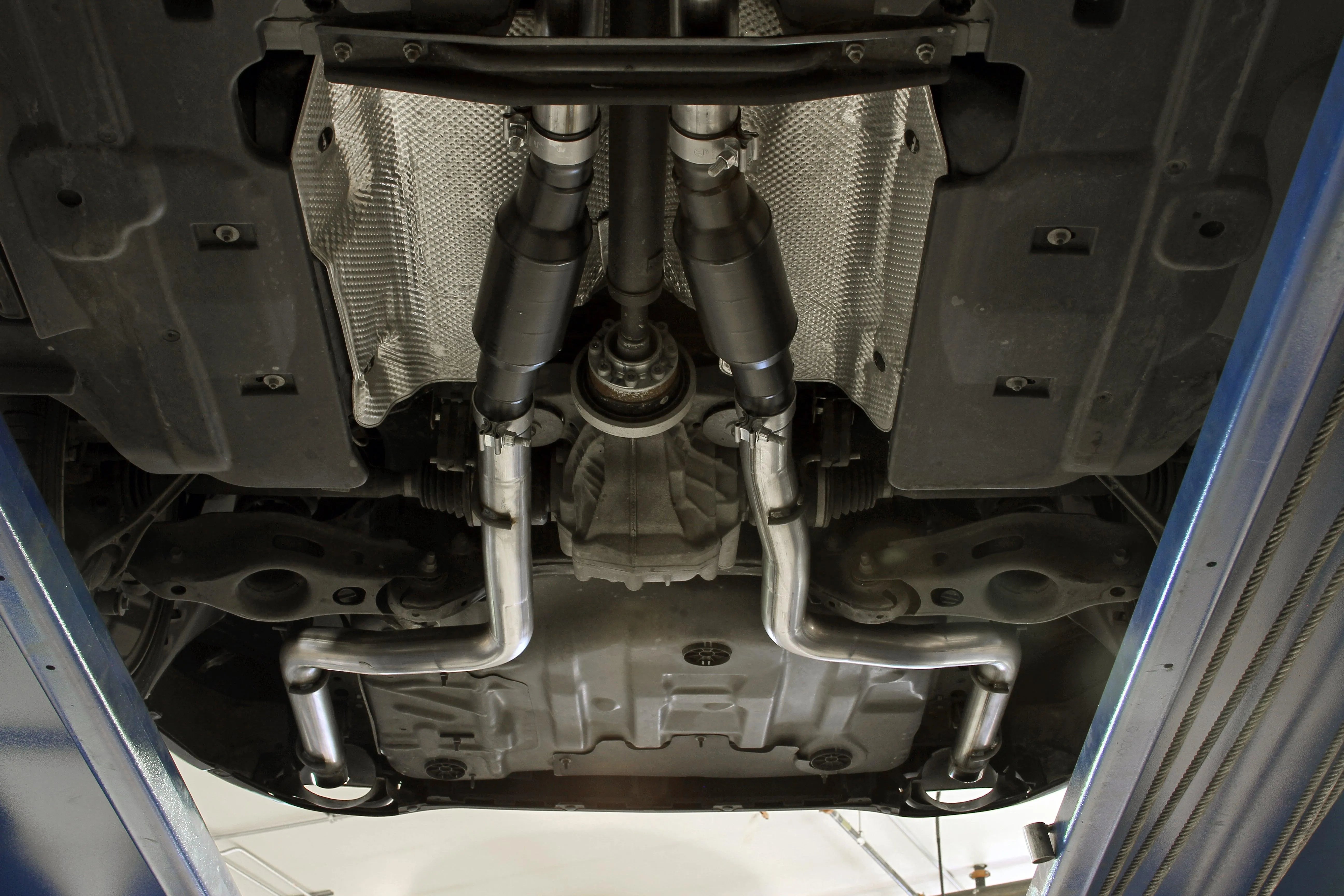 FLOWMASTER Outlaw CAT-BACK EXHAUST SYSTEM 2015-2016 Dodge Charger 5.7L