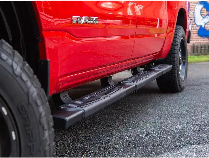 Westin 19-26 Dodge RAM 1500 Crew Cab R5 Nerf Step Bars - Black