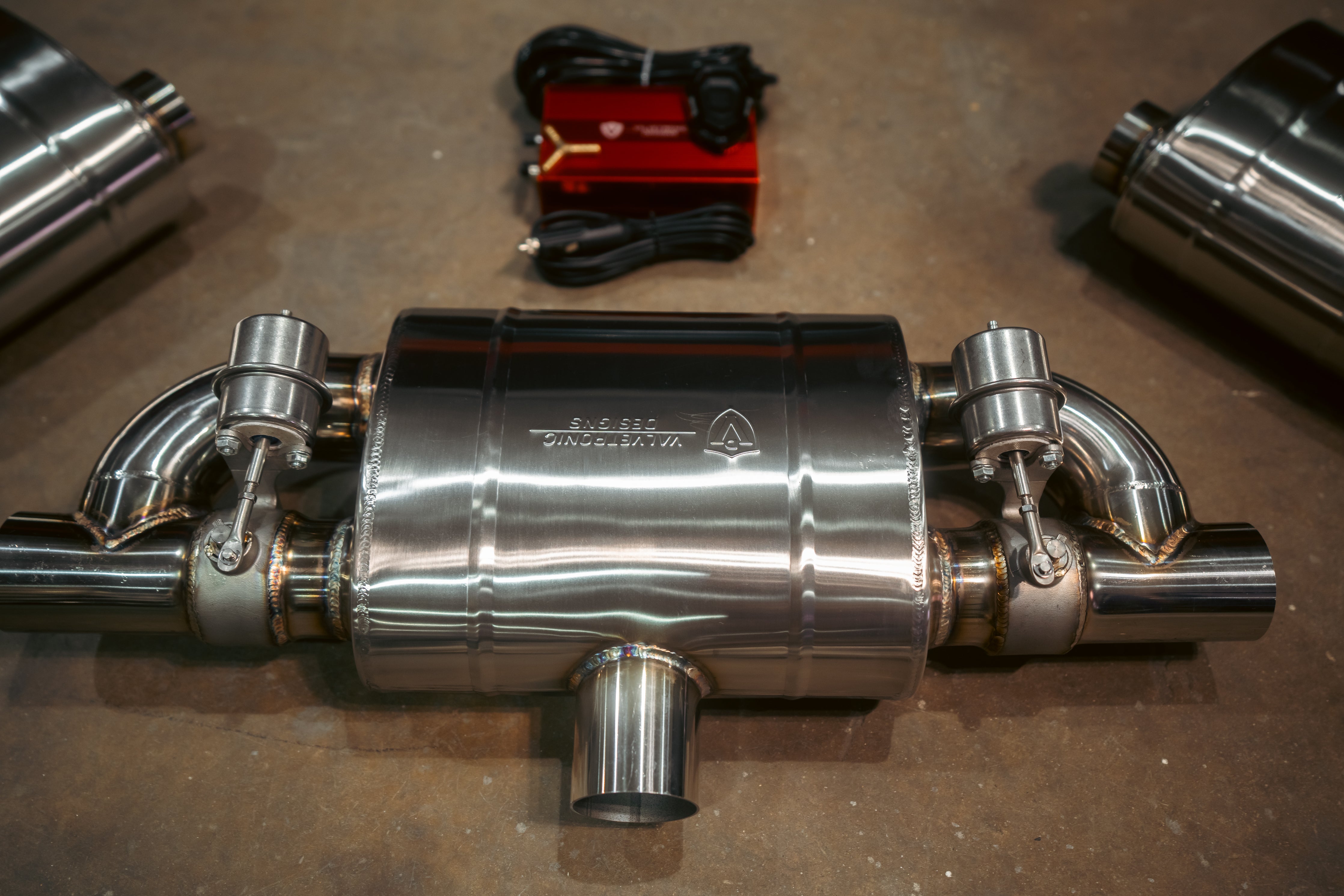Valvetronic Designs UNIVERSAL VALVED MUFFLER KIT