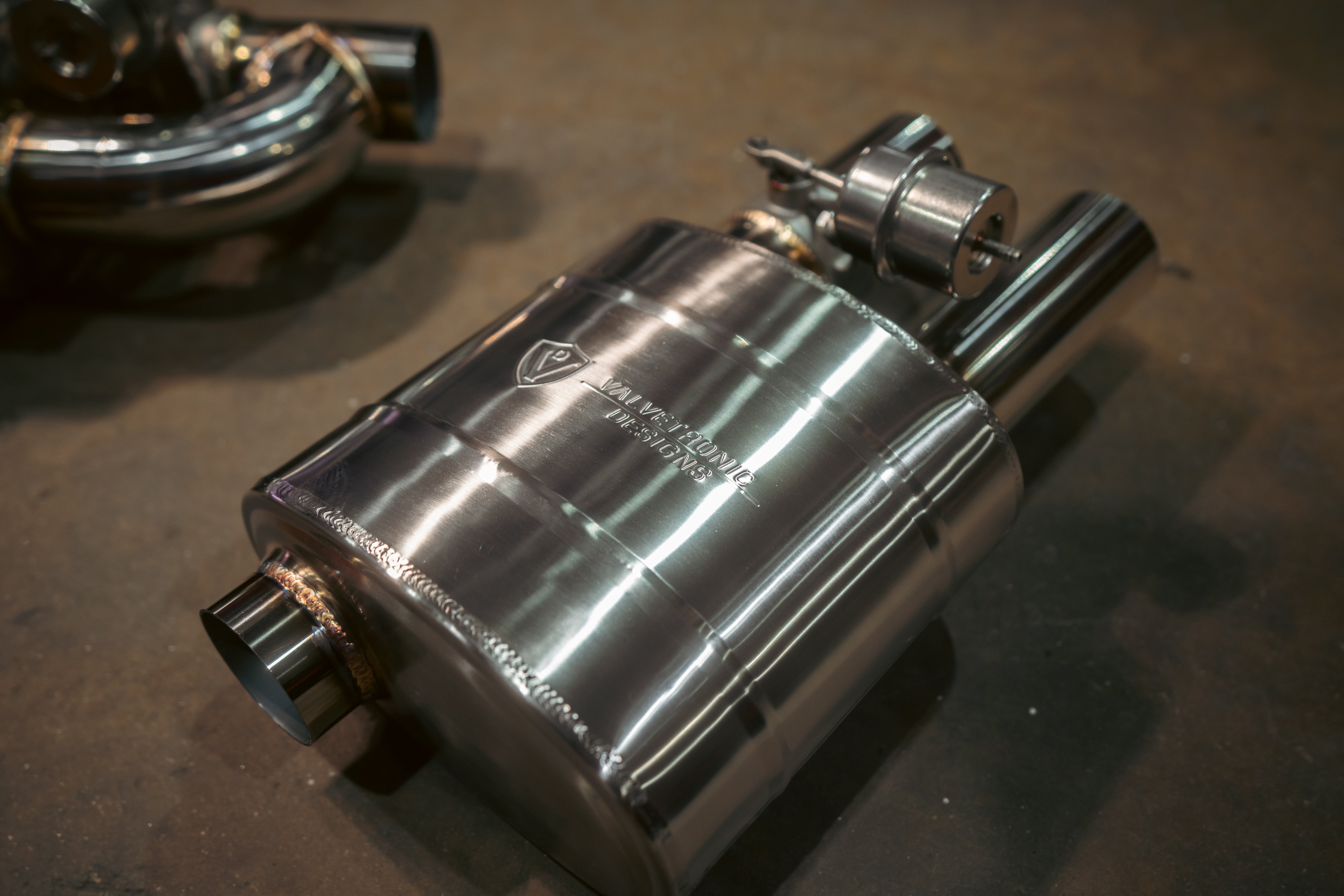 Valvetronic Designs UNIVERSAL VALVED MUFFLER KIT