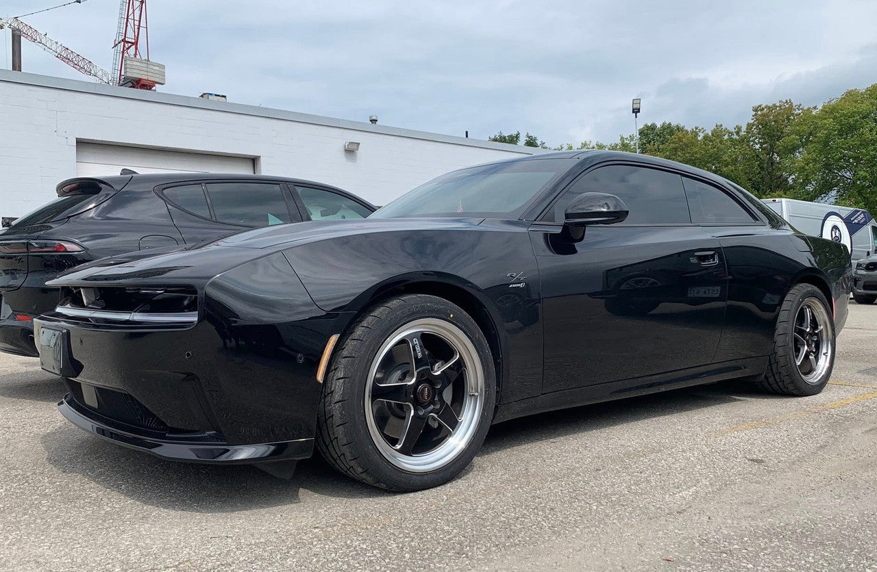 WELD Ventura 5 Drag Gloss Black Wheel with Milled Spokes 2024-2026 Charger