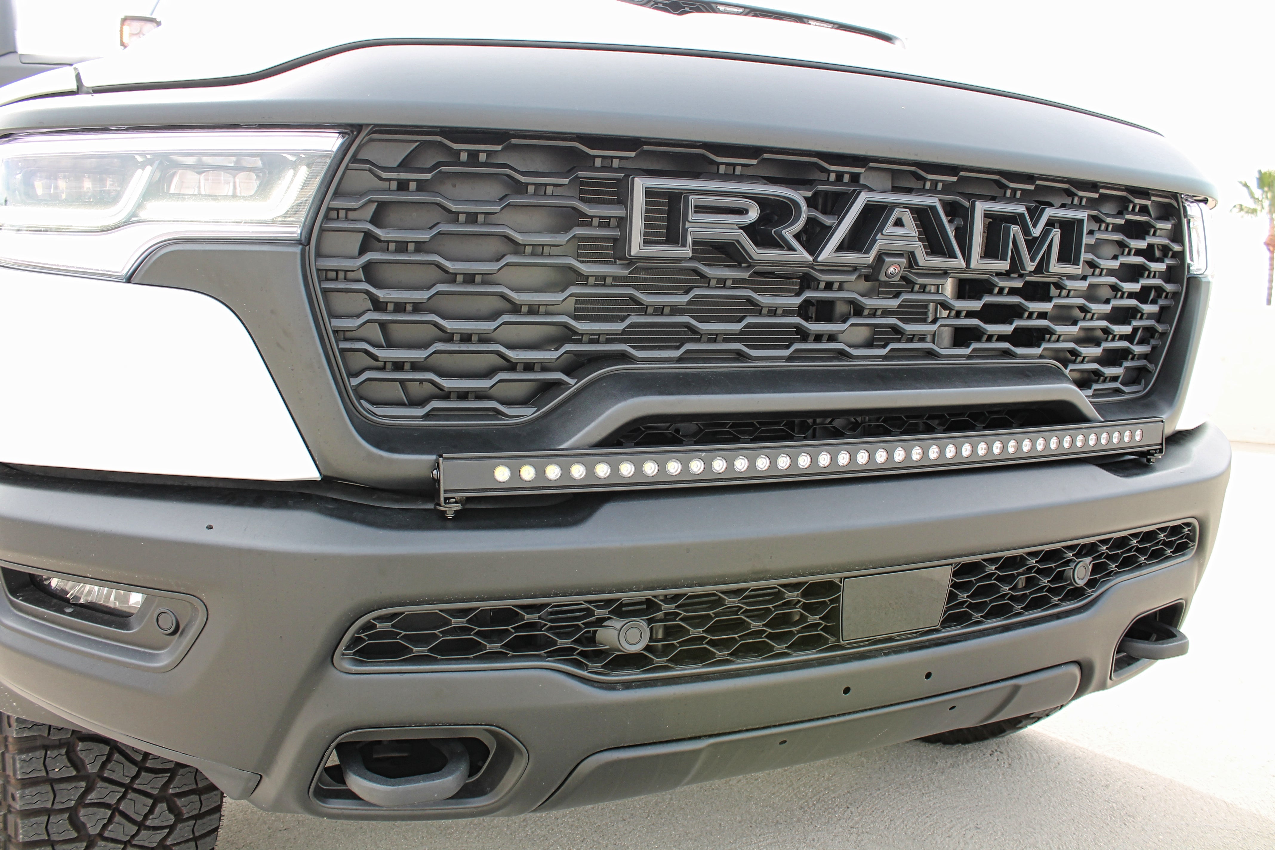 M&R Automotive 2025+ RAM 1500 RHO 40in Light Bar - Slim