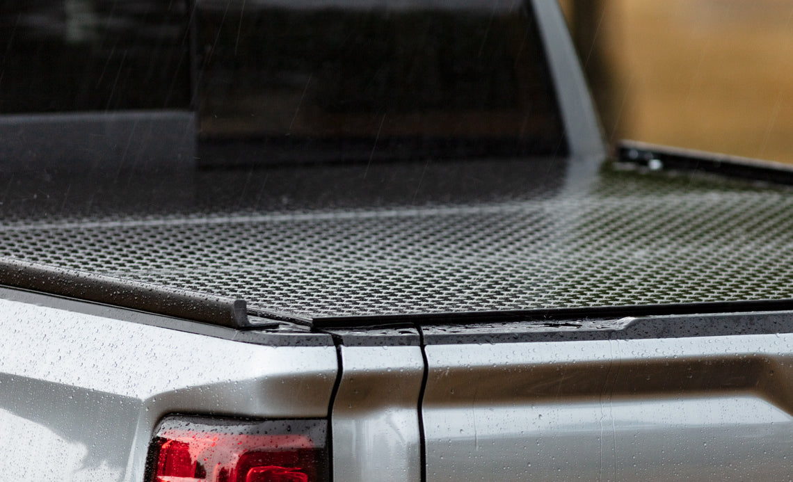 Access LOMAX Pro Series TriFold Cover 2019+ Ram 1500 5ft7in Short Bed Blk Diamond Mist (w/o Ram Box)
