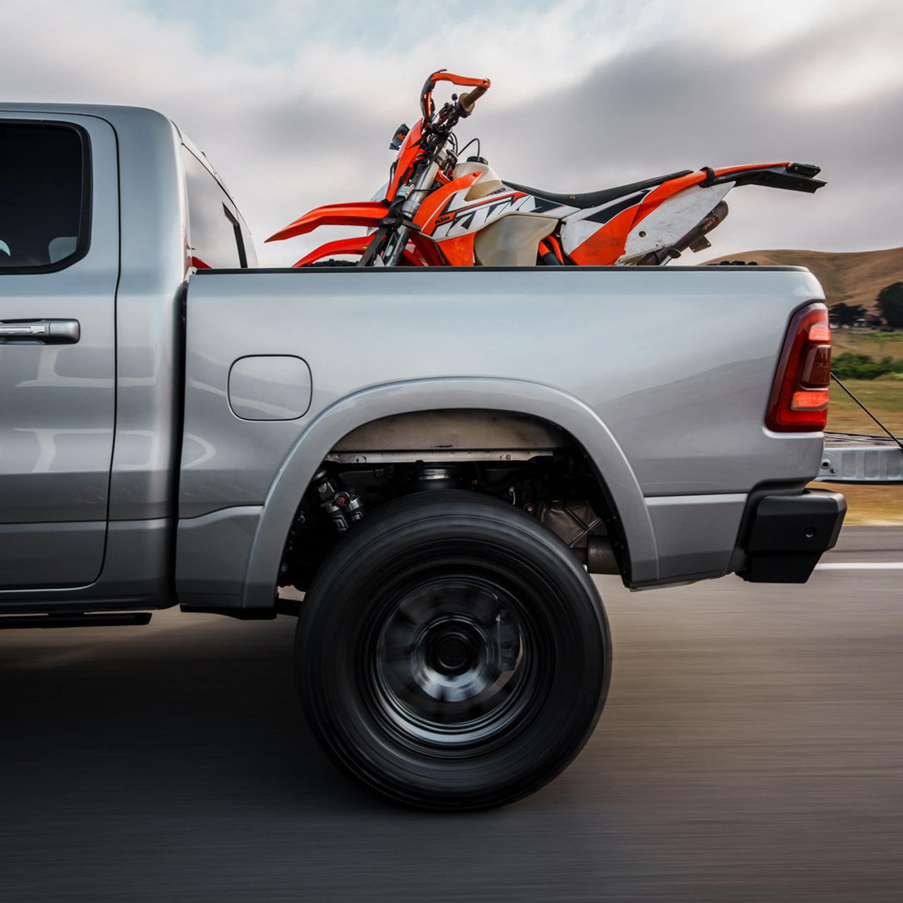 Logiq 2009+ RAM 1500 - Air Spring Kit