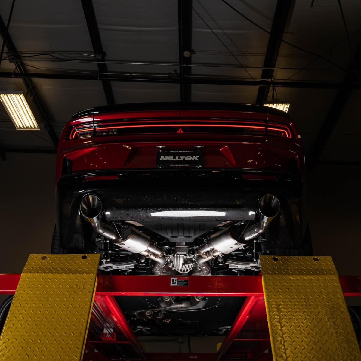 Milltek Valved Axle-Back Exhaust | Dodge Charger Sixpack H/O 3.0T Hurricane