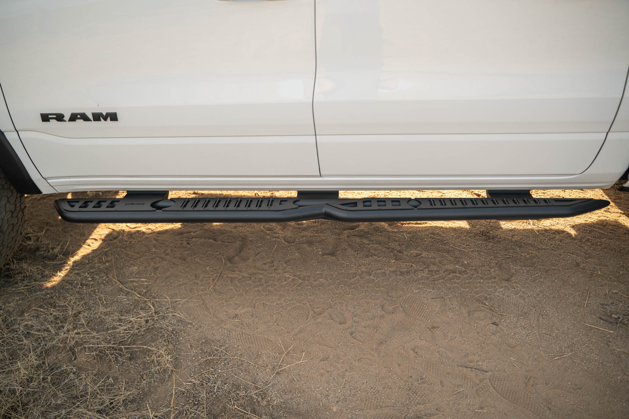 DV8 Off-Road OE Plus Side Steps 2019-2027 Ram 1500 / RHO / TRX Crew Cab Running Boards