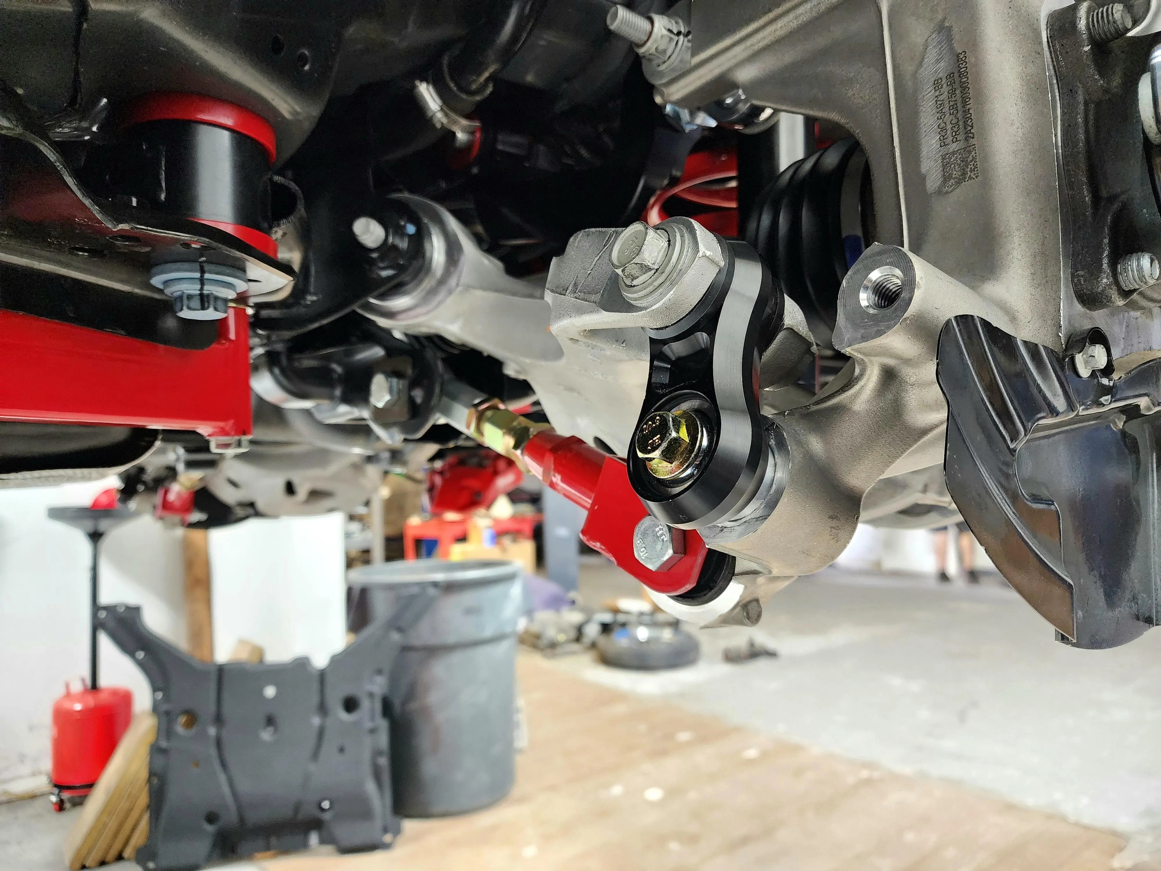 BMR 20-22 Ford Mustang GT500/2024 Mustang Dark Horse Vertical Link Rear Lower Control Arm - Black