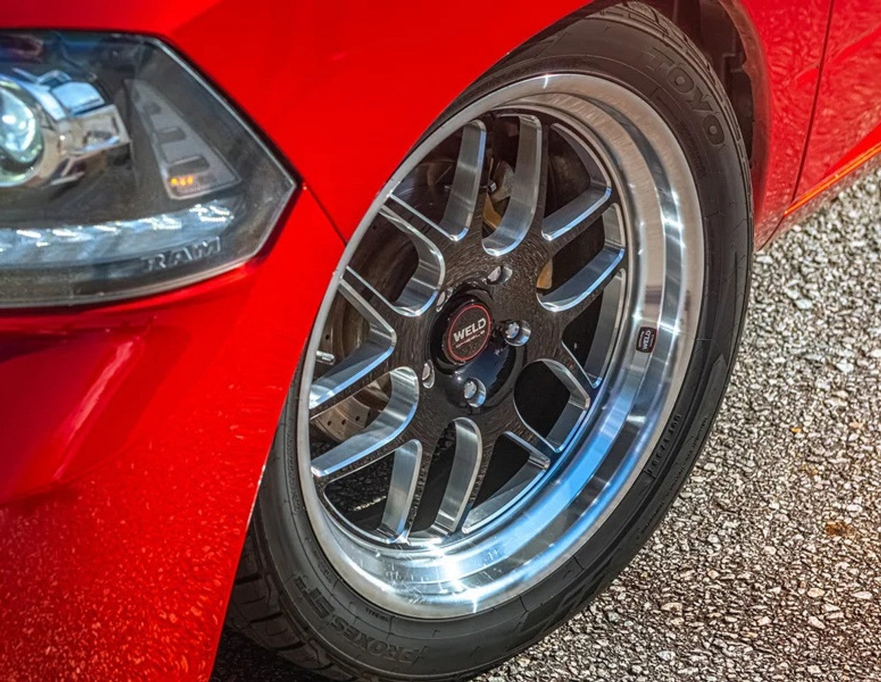 Weld Solana Street Gloss Black (5 Lug Ram 1500 Fitment)