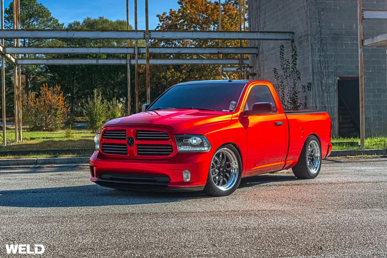 Weld Solana Street Gloss Black (5 Lug Ram 1500 Fitment)
