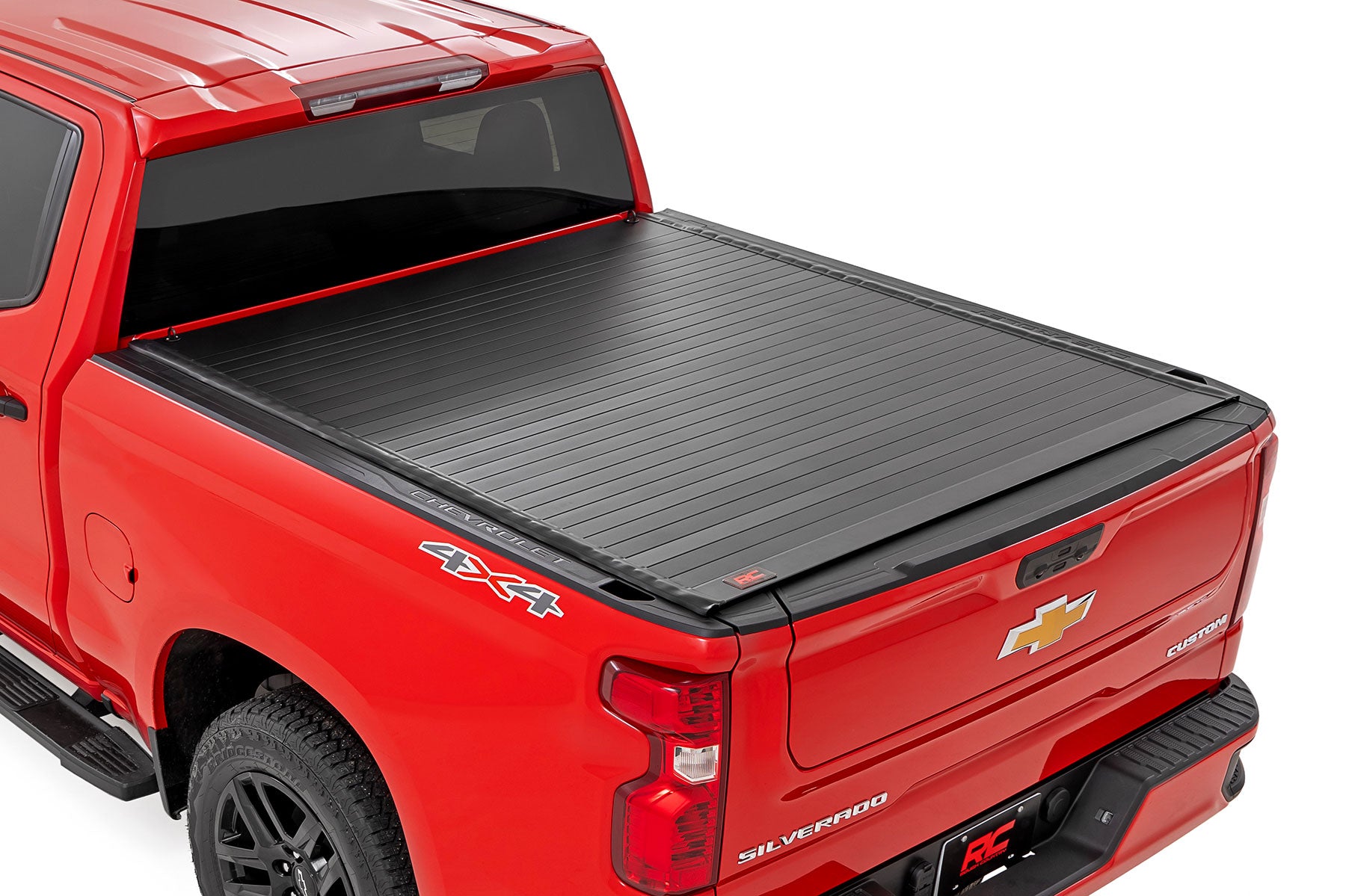 Rough Country Hard Roll Up Bed Cover | 5'10" Bed | Chevy/GMC Sierra 1500 (19-26)/Silverado 1500 (19-26)