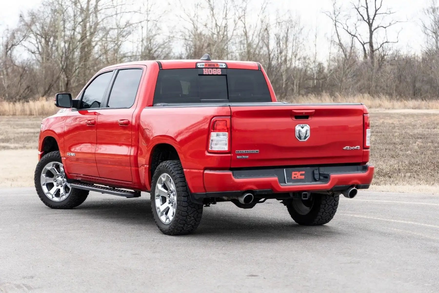 Rough Country RPT2 Running Boards Crew Cab | Black | Ram 1500 (19-24)/1500 TRX (21-24)