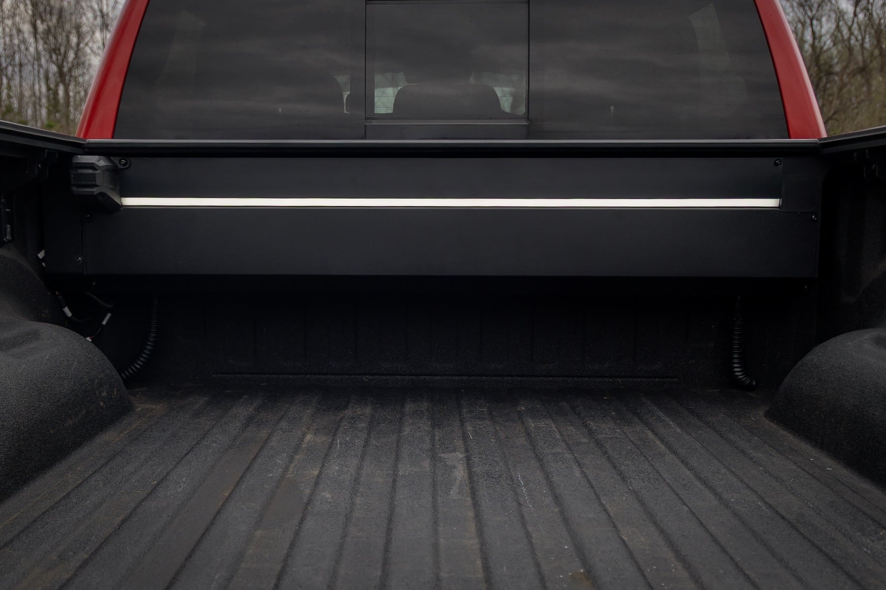 Rough Country Powered Retractable Bed Cover 5'7" Bed | Ram 1500, TRX, RHO 2019-2027
