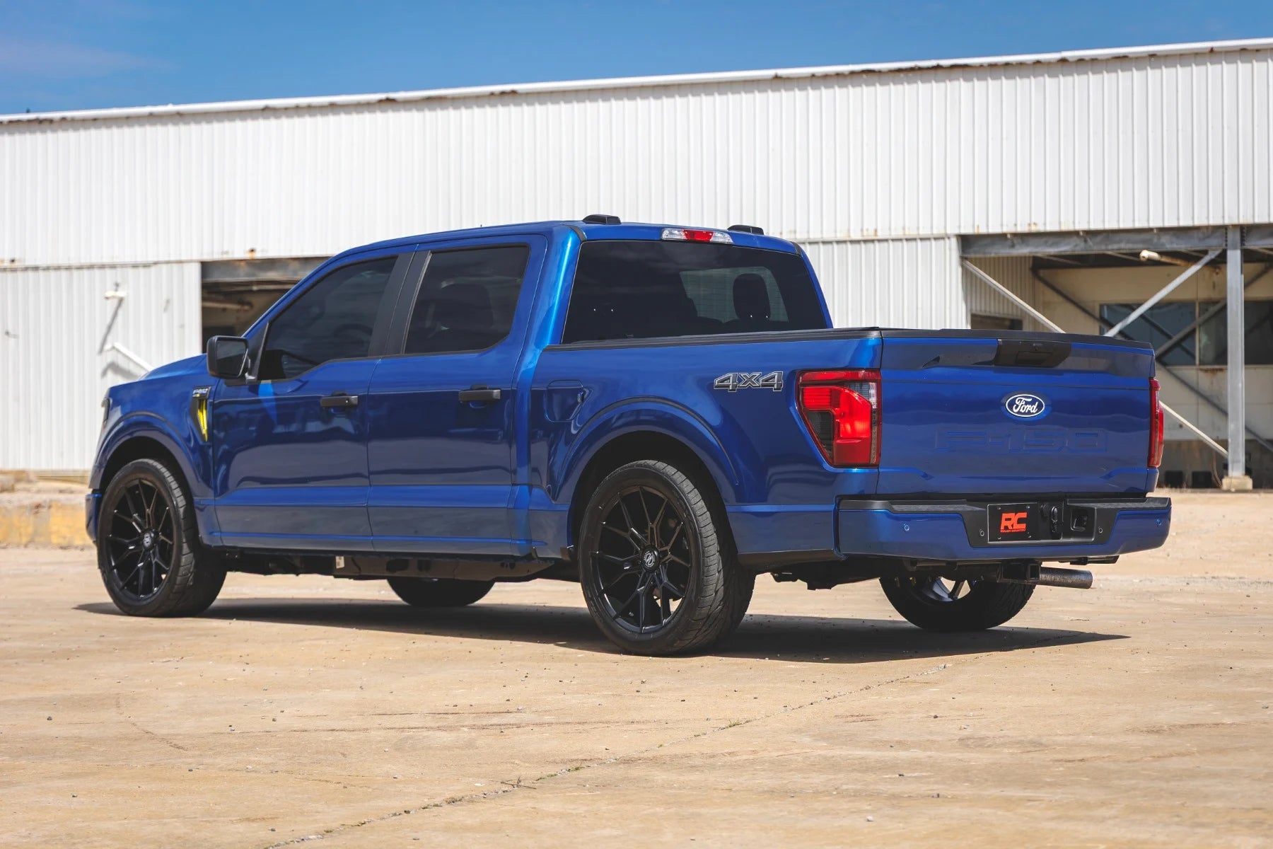 Rough Country 2 Inch Lowering Kit 4 Inch Rear Lowering | M1 | Ford F150 (2015-2025)