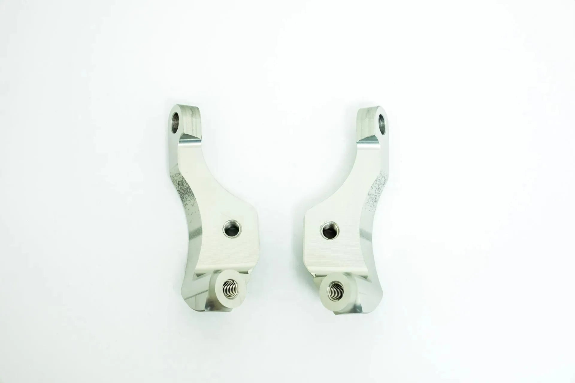 AAD "Demon 170" Billet rear control arm bracket