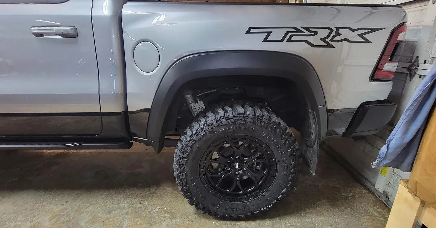 WELD Off-Road Wheel Ledge Six W108