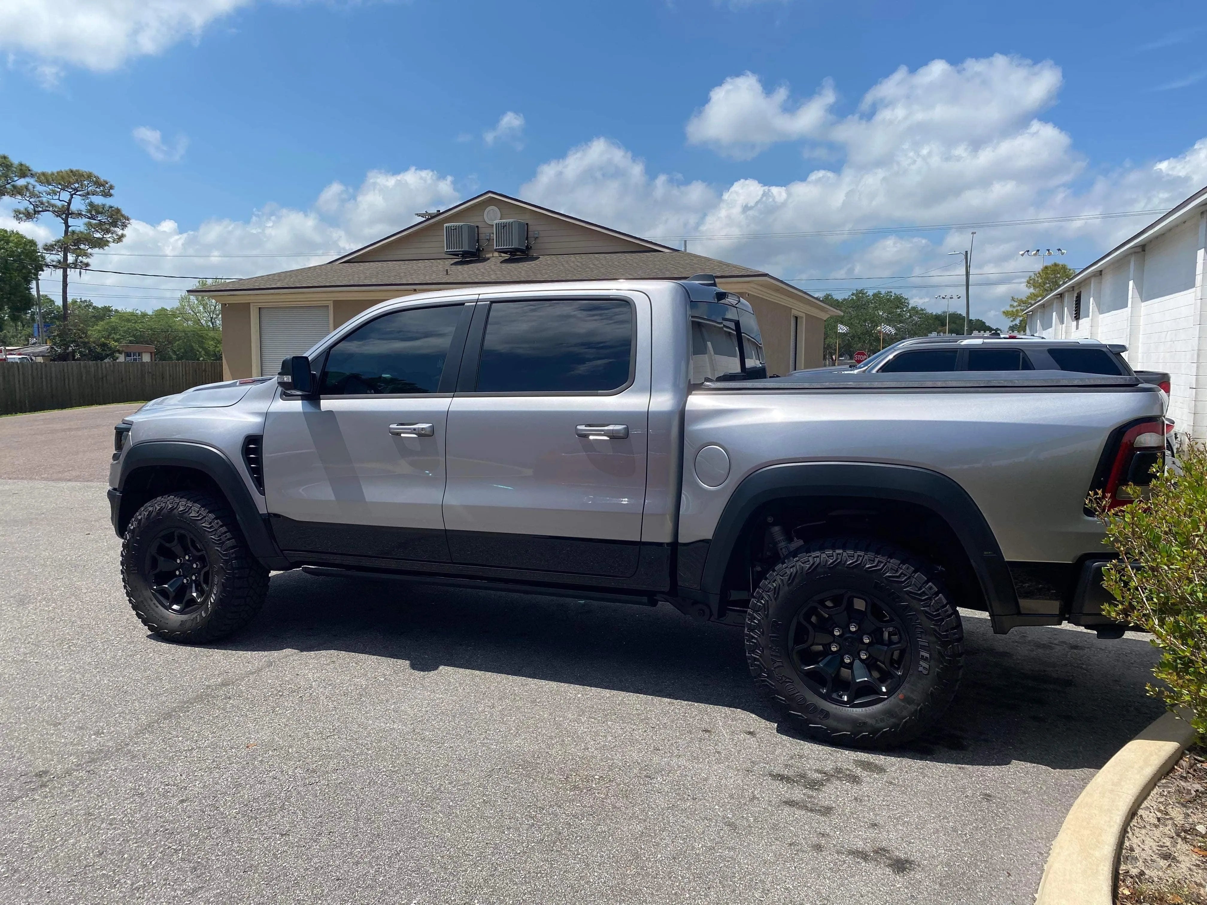 AMP Research 2019-2024 RAM 1500 & TRX PowerStep Smart Series
