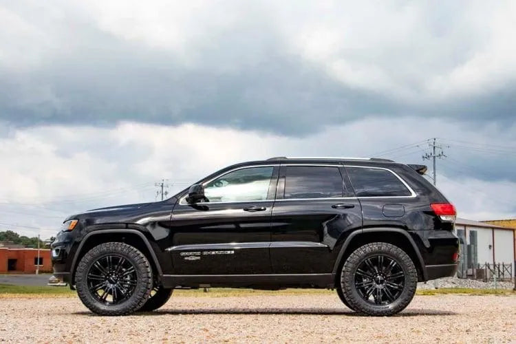 Rough Country 2011-2022 Jeep Grand Cherokee 2.5 Inch Lift Kit