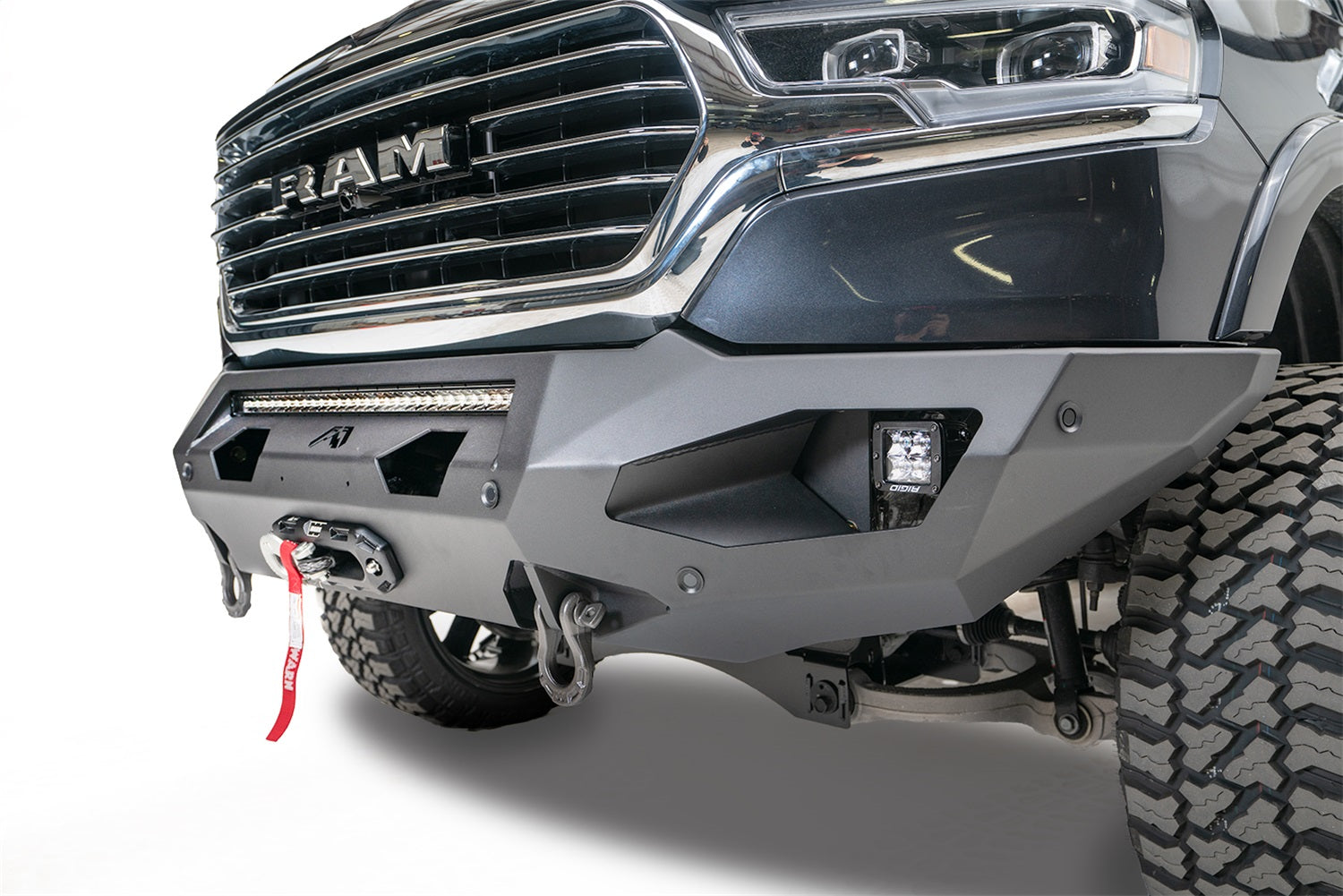 Fab Fours 2019-2024 Dodge 1500 Matrix front w/ no guard