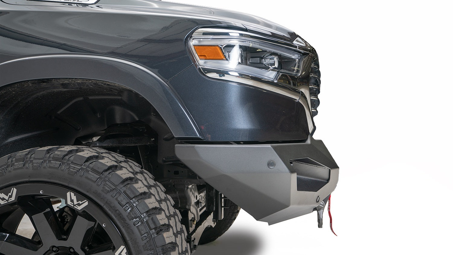 Fab Fours 2019-2024 Dodge 1500 Matrix front w/ no guard