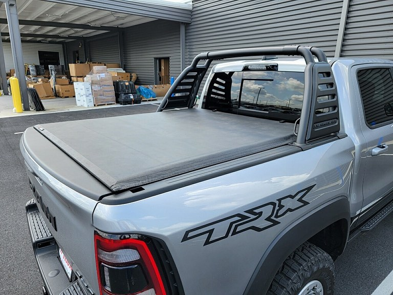 LEER 2019-2024 Ram 1500 CC SR250 57DR19 5Ft7In New Style Tonneau Cover - Rolling Full Size Short Bed