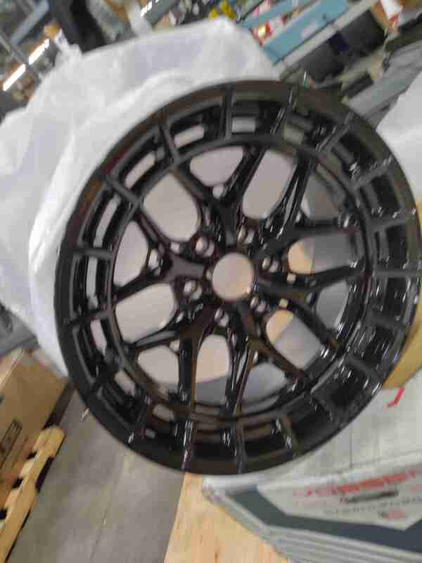 *OPEN BOX / SCRATCH & DENT*  Vossen HFX-1 20x10 / 6x139.7 BP / ET-18 / 106.1 CB / Super Deep - Gloss Black Wheel