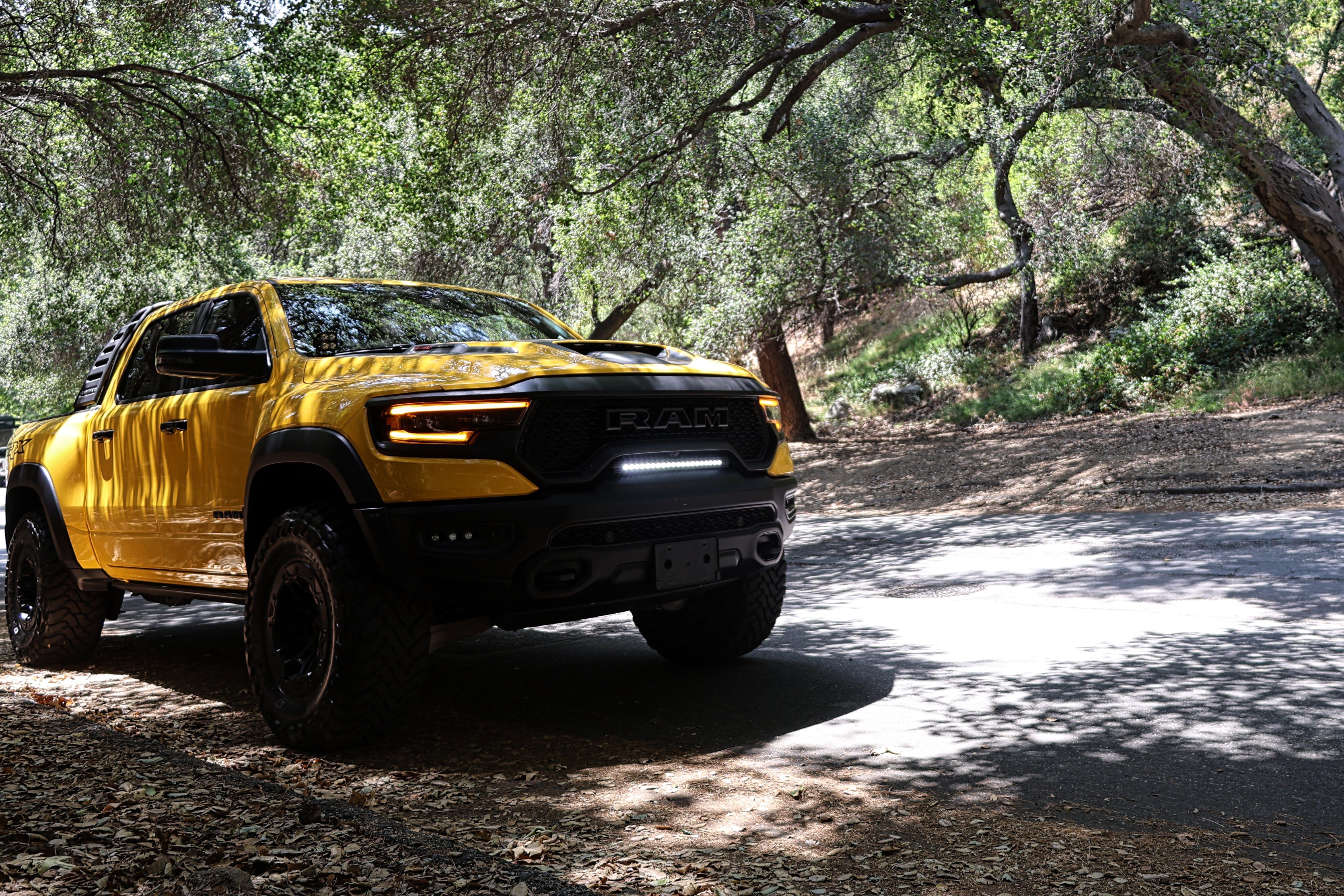 M&R Automotive 2021-2024 RAM 1500 TRX 23in Light Bar - Slim