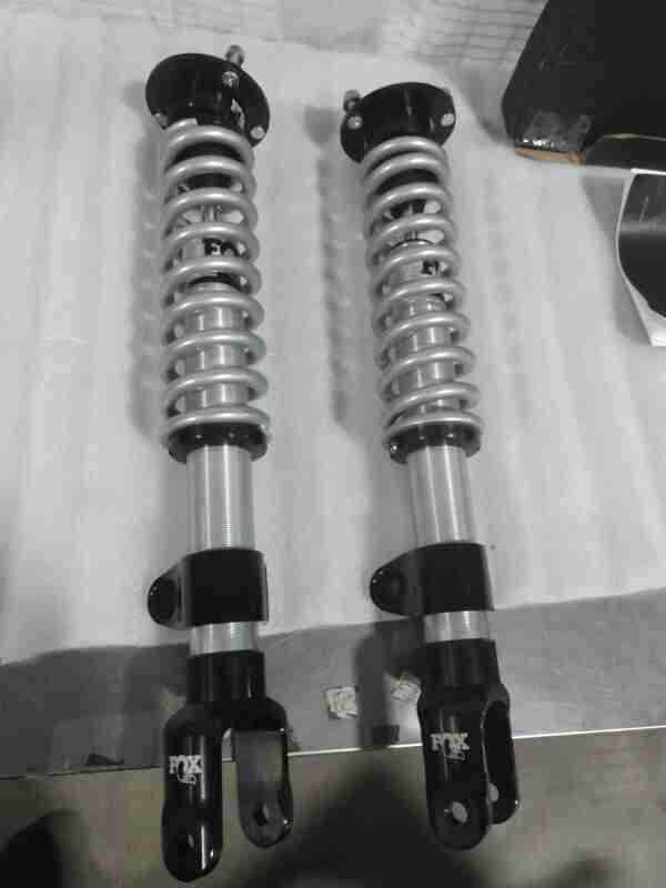 OPEN BOX Fox Performance 11-23 Dodge Charger/Challenger 2.0 Coilover Reservoir Shock Kit - PS Adjustable