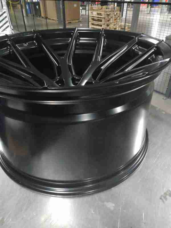 *OPEN BOX / SCRATCH & DENT*  Vossen HF6-4 22x12 / 6x139.7 / ET-44 / Ultra Deep Face / 106.1 - Satin Black Wheel