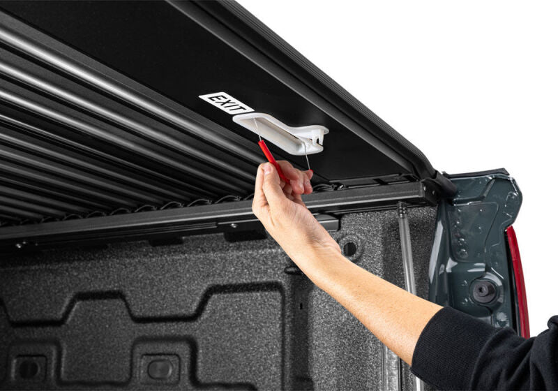RealTruck 2019-2026 Dodge Ram 6ft 4in FlushFit Electric Retractable Cover