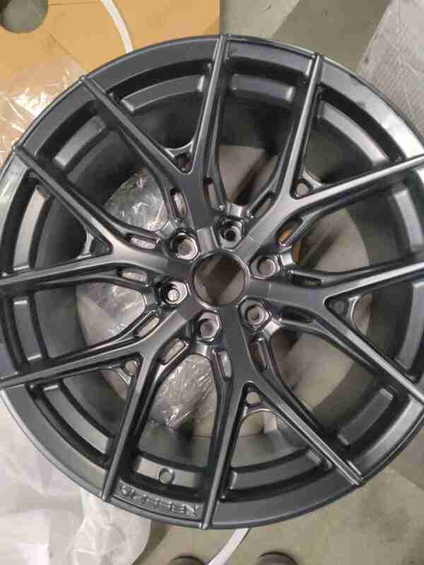 *OPEN BOX / SCRATCH & DENT*  Vossen HF6-4 20x10 / 6x139.7 / ET-18 / Super Deep Face / 106.1 - Satin Black Wheel