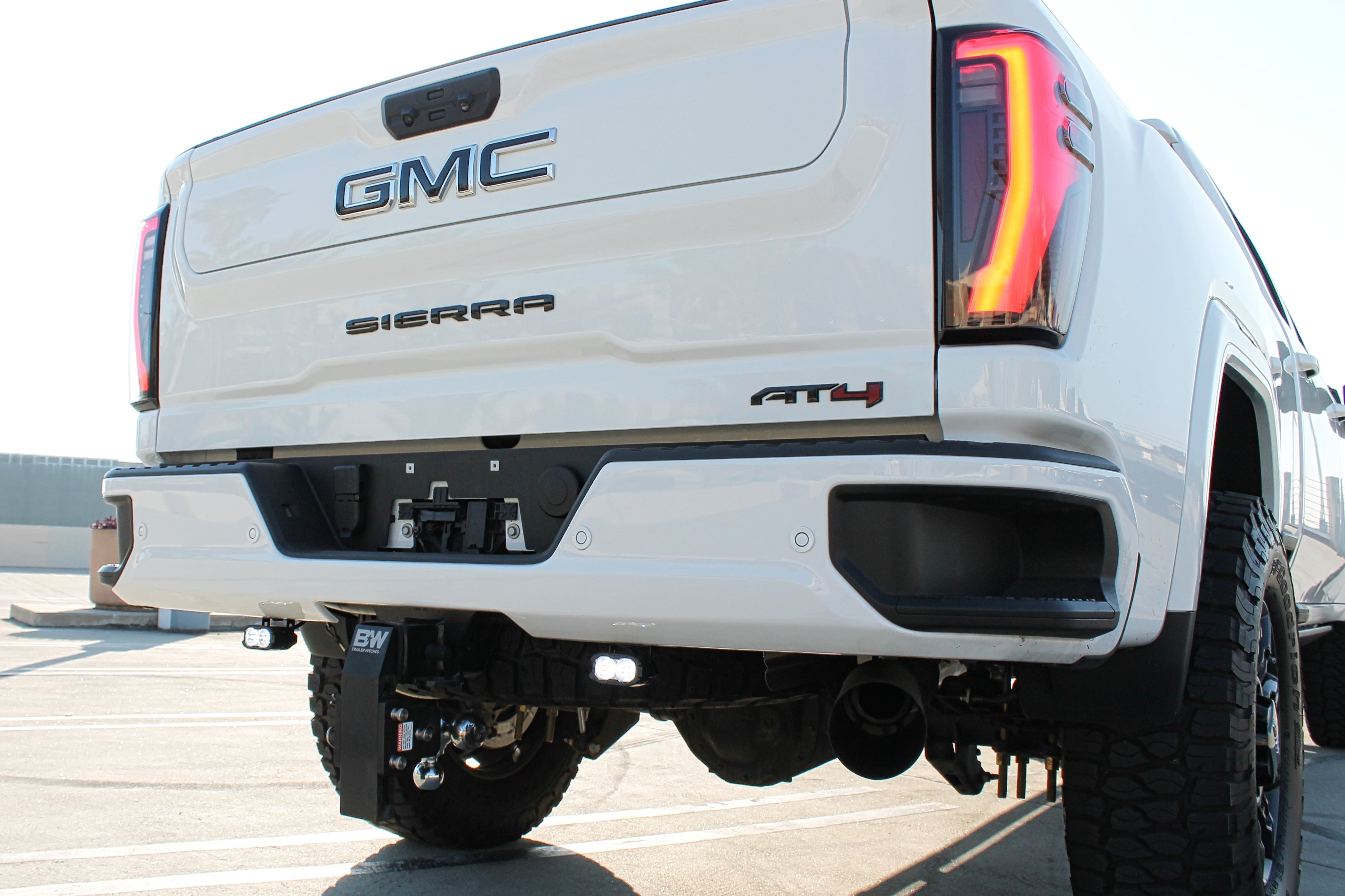 2020+ Sierra 2500/3500 HD Reverse Kit
