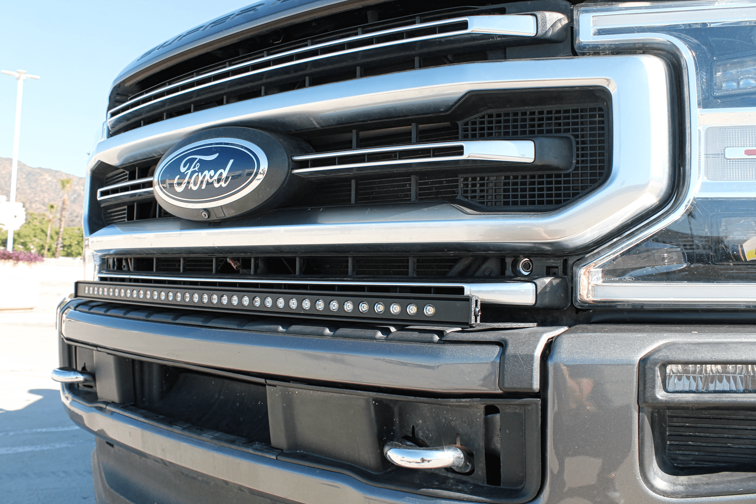 2020-2022 Ford Super Duty F250/F350/F450 40in Light Bar - Slim
