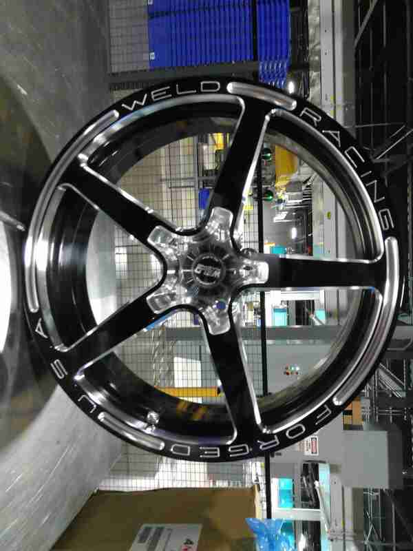 OPEN BOX / Scratch & Dent Weld Alumastar 1-Piece 18x6 / 5x115 BP / 2.7in. BS Black Wheel - Non-Beadlock