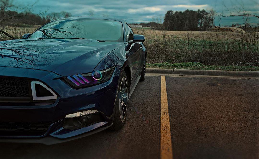 2015-2017 Ford Mustang Pre-Assembled Headlights -Dynamic ColorSHIFT RGB+A -Black Edition