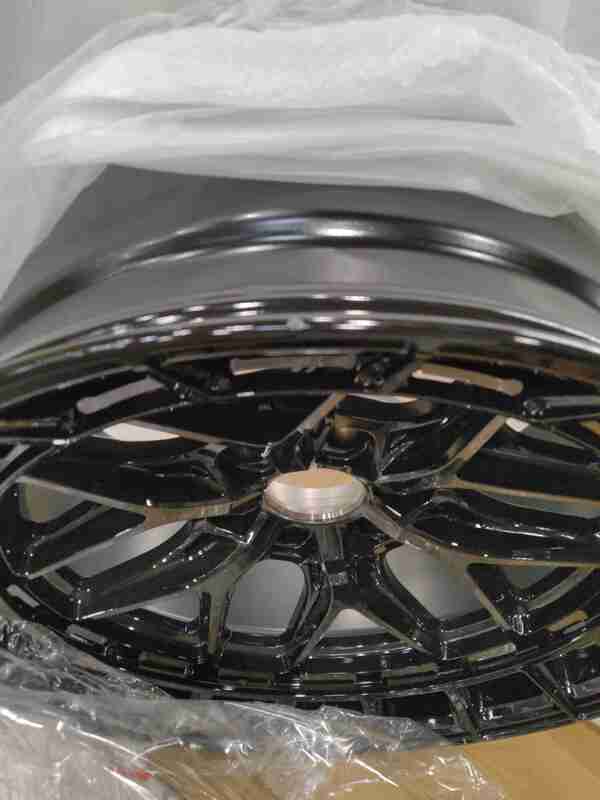 *OPEN BOX / SCRATCH & DENT*  Vossen HFX-1 20x10 / 6x139.7 BP / ET-18 / 106.1 CB / Super Deep - Gloss Black Wheel