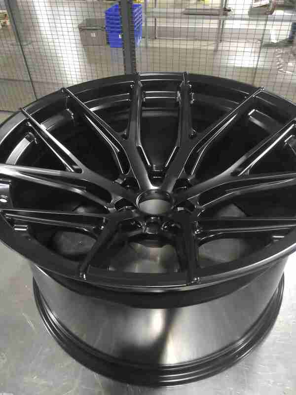 *OPEN BOX / SCRATCH & DENT*  Vossen HF6-4 22x12 / 6x139.7 / ET-44 / Ultra Deep Face / 106.1 - Satin Black Wheel