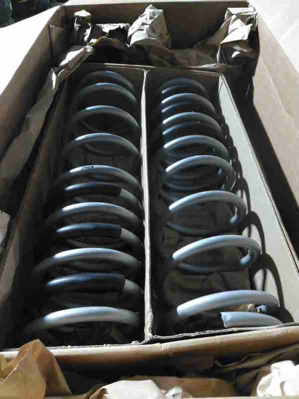 OPEN BOX / SCRATCH & DENT Eibach 2025+ Ram 1500 RHO Crew Cab 3.0L (tt) 4WD Pro Lift Kit Springs - Front 2.7