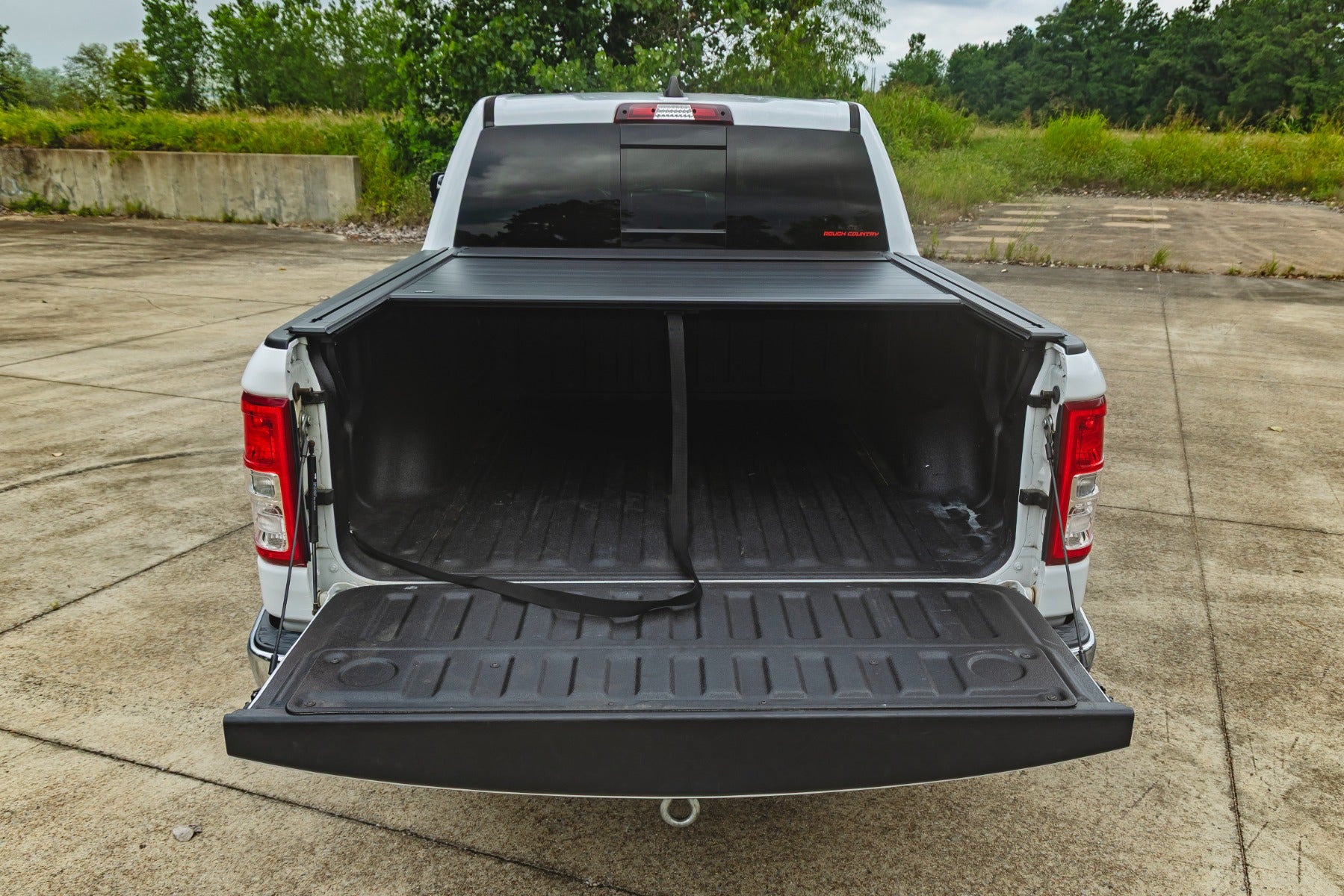 Rough Country Retractable Bed Cover 5'7" Bed | 2019-2027 Ram 1500 & RHO /1500 TRX