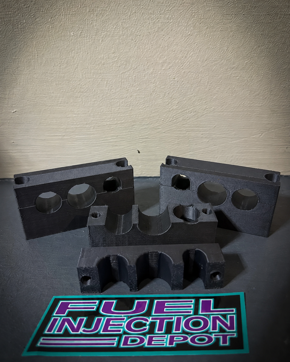 Fuel hose brackets, six-piece set