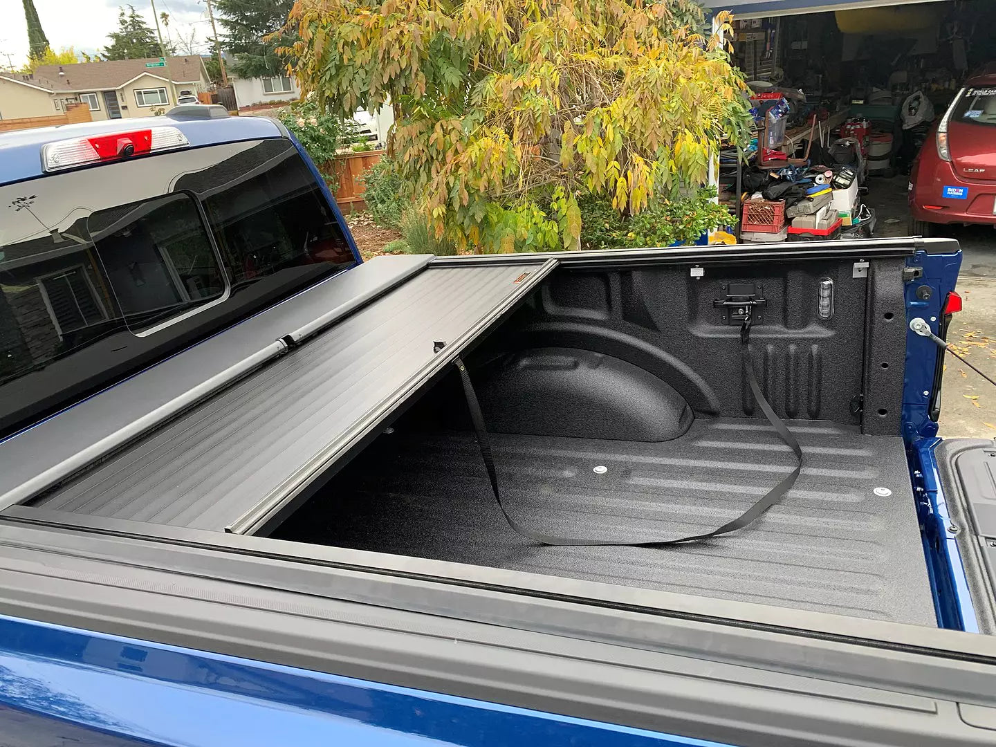 Roll-N-Lock 2019-2025 RAM 1500, RHO & TRX 67.4 Bed A-Series XT Retractable Tonneau Cover