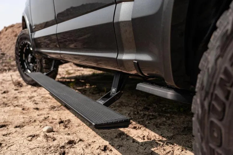 AMP Research Power Running Boards Xtreme 2019-2024 Ram 1500