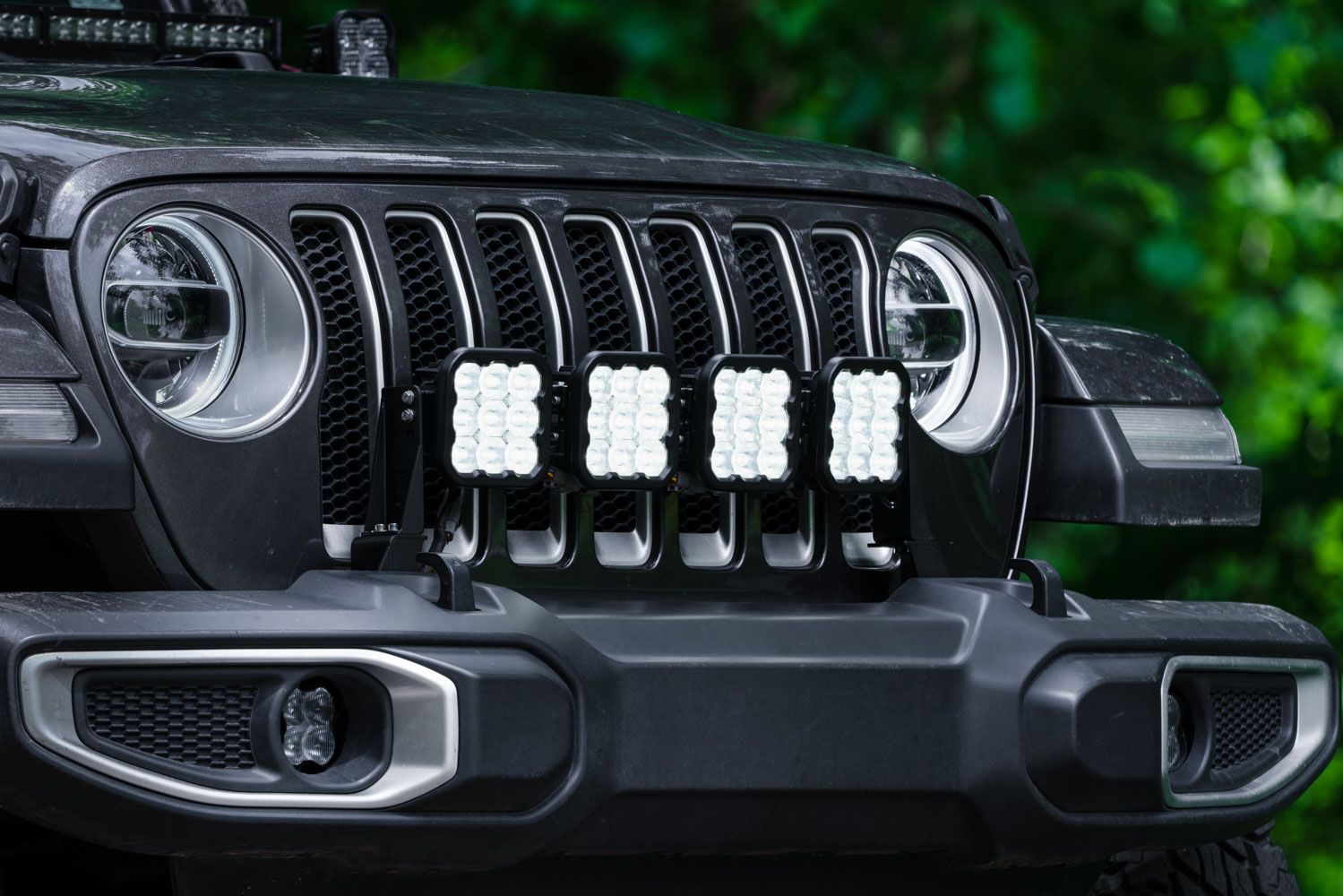 Diode Dynamics SS5 Grille CrossLink Lightbar Kit for 2018-2023 Jeep JL Wrangler
